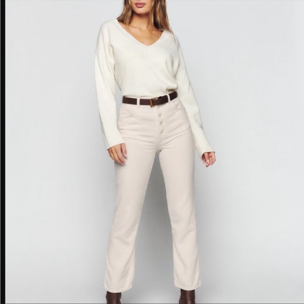 NWT REFORMATION The Cynthia Button
Fly High Rise Straight Corduroy Pants